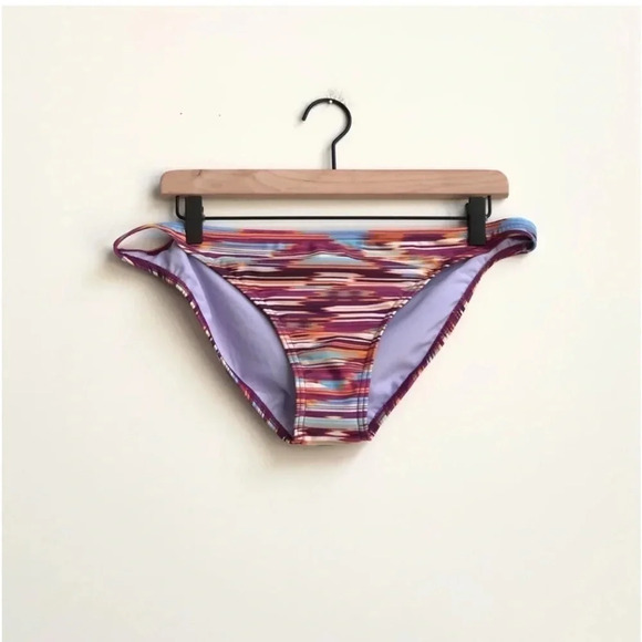 New prAna Kala Bikini Bottom AZALEA RAINBLUR Swimwear
UPF 50+ swim suit swimsuit - Picture 4 of 13